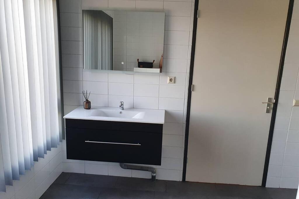 Vrijstaand / Landelijk Appartement Met Uitzicht! De Wijk 외부 사진