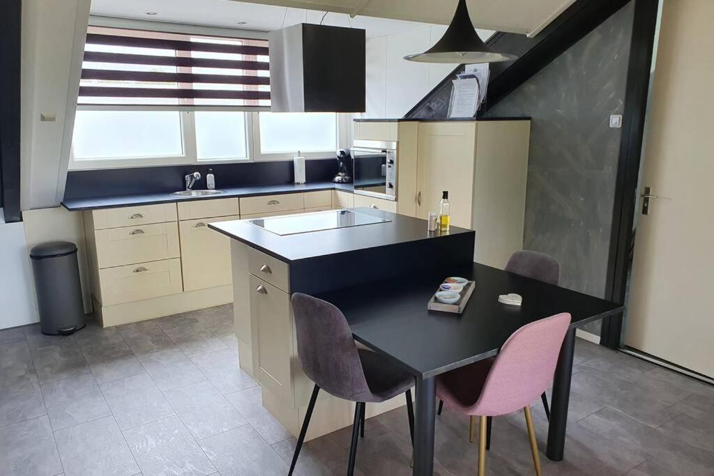 Vrijstaand / Landelijk Appartement Met Uitzicht! De Wijk 외부 사진